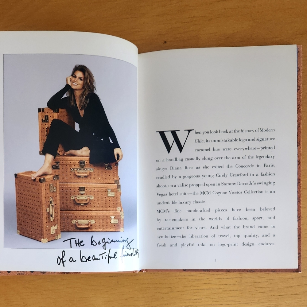 Assouline –  MCM: Cognac Visetos Collection (2010) - Picture 5 of 16